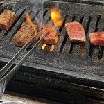 焼肉かつらぎ - ロースちゃん大好物( ⑉¯ །། ¯⑉ )