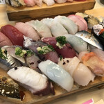 魚河岸寿司 - にぎり１.５