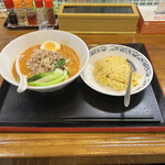 Manchin kaku - 坦々麺+炒飯セット