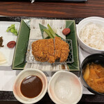 Tonkatsu No Wakura - 