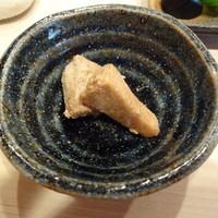 鮨 逸喜優 - 箸休め。マグロの煮物