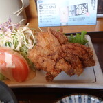 くつろぎ亭ひこべえ  - 若鶏のから揚げ