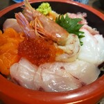 海鮮料理 ぐろっと - 海鮮丼 1,000円