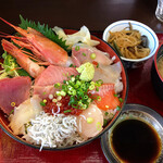 Sekitei - サービス海鮮丼 1000円