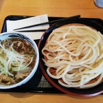 久兵衛屋 - 肉汁うどん大盛 769円