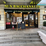 AUX BACCHANALES - 