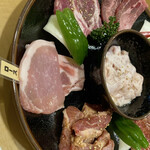 焼肉処 まるます家 - 