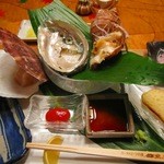 鎌倉山 - 前菜盛り合わせ＠あわび、ばい貝、ほたて、フォアグラ、のちに焼きハマグリも加わってメインなみ！