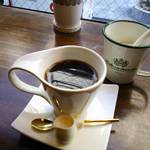 カフェ ジンタ - ブレンドコーヒーはセットで250円追加