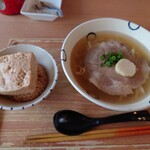 島豆腐と、おそば。真打田仲そば - 