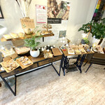 彩菜ダイニング Y's kitchen - 店内にはオシャレなお弁当がいっぱい