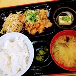 屋台居酒屋 大阪 満マル - 豚キムチ定食