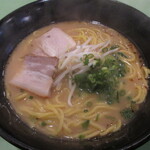 のぶやラ－メン - ラーメン 650円　(2022.1)
