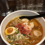 Shisem menka ryuunoko - 海老塩ラーメン８５０円。塩ラーメン自体も美味しい記憶がありますが、それに海老の旨味が加わって、とても美味しかったです（╹◡╹）