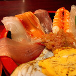 伊志井 - 海鮮丼