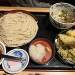 久兵衛屋 - 牛つけ汁うどん春の天ぷらセット大盛
