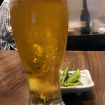 Unagika Shibafukuya - ビールの奥にお隣さまもビールですね♪