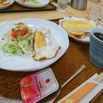 Shinseritei - トーストモーニング [¥660]