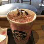 スターバックスコーヒー - さくら咲いたミルクラテ（Tall） 550円（税込）