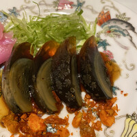 中国料理 代沢 金威 - 透明度の高いプルプルのピータン