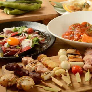 Courses where you can enjoy both meat and Seafood start from 3,000 yen ♪ All-you-can-drink is also available ◎