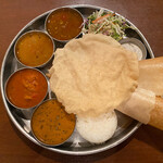 Truly south indian dakshin yaesu - 南インドミールズランチ、ドーサセット