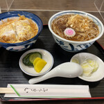 やぶ - 半カツ丼・お蕎麦セット880円