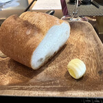 restaurant hache - 自家製パン
