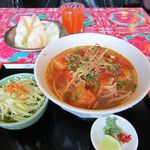 ニャー ヴェトナム ビアホイ - ピリ辛挽肉と厚揚げのフォー