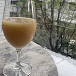 アップステアーズ - 