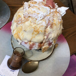 氷おばけ - アップルパイ氷¥1600-