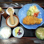 たか久 - トンカツランチ