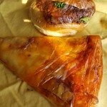 Rocky - 料理写真:チキンカツバーガーとサラミピザ