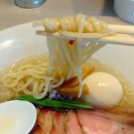 宍道湖しじみ中華蕎麦 琥珀 - 麺リフト ♪