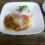 厨cafe チャラ - 豚肉のソテー粒マスタードソース