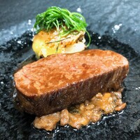 メイン料理は《中勢以》熟成但馬牛