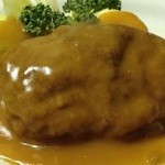 肉のますゐ - ハンバーグにもますゐソース！