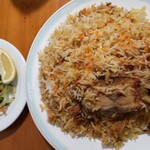 サルシーナハラルフーズ - ビリヤニとサラダ