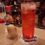 バーカモメ - カンパリソーダと茹で玉子
