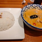 タイズ - マッサマンカレー