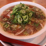 神戸ラーメン 第一旭 - Ａラーメン(600円、斜め上から)