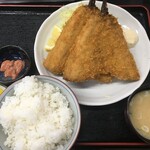 市場食堂 せん政水産 - 