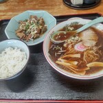 Tarafuku - 【2022.3.10(木)】Bランチ(中華そば＋もつ煮＋半ライス＋お新香)850円