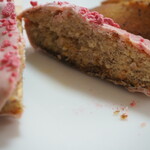 ラトリエ ドゥ ノノ - さくらフィナンシェショコラバー断面