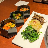 蕃 YORONIKU - 