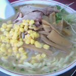 手打らーめん 勝龍 - しおラーメン(800円)