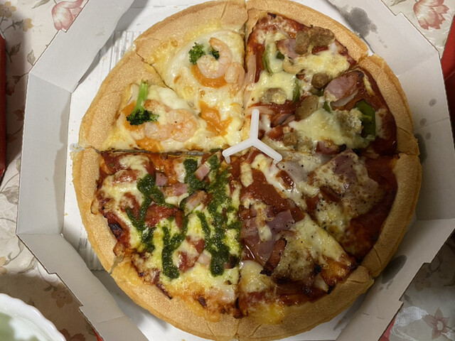 Pizza Hut Ama Jimokujiten photo 2