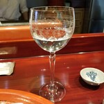Soujiki Nakahigashi - 中東さん曰く「炊きたてのご飯には日本酒が美味しいんです」。と言われてもう一杯。