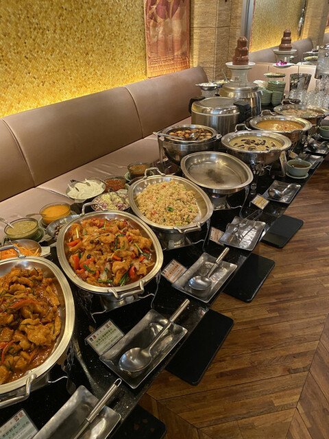 大阪で人気のランチビュッフェ8選！高コスパ店や贅沢ホテルビュッフェ 
