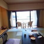 秀峰閣 湖月 - 5階の和室はコンパクトだったけど